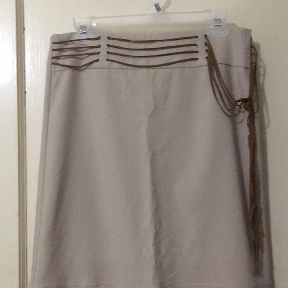 Fashion Bug Stretch Long Skirt ❤️ - Picture 2 of 8